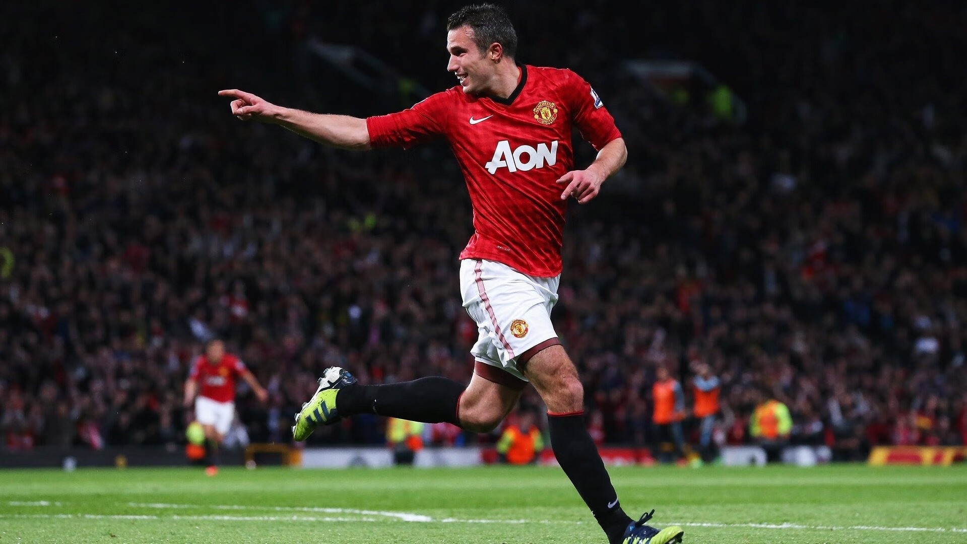 逆境中的英雄：车手们的坚持与突破