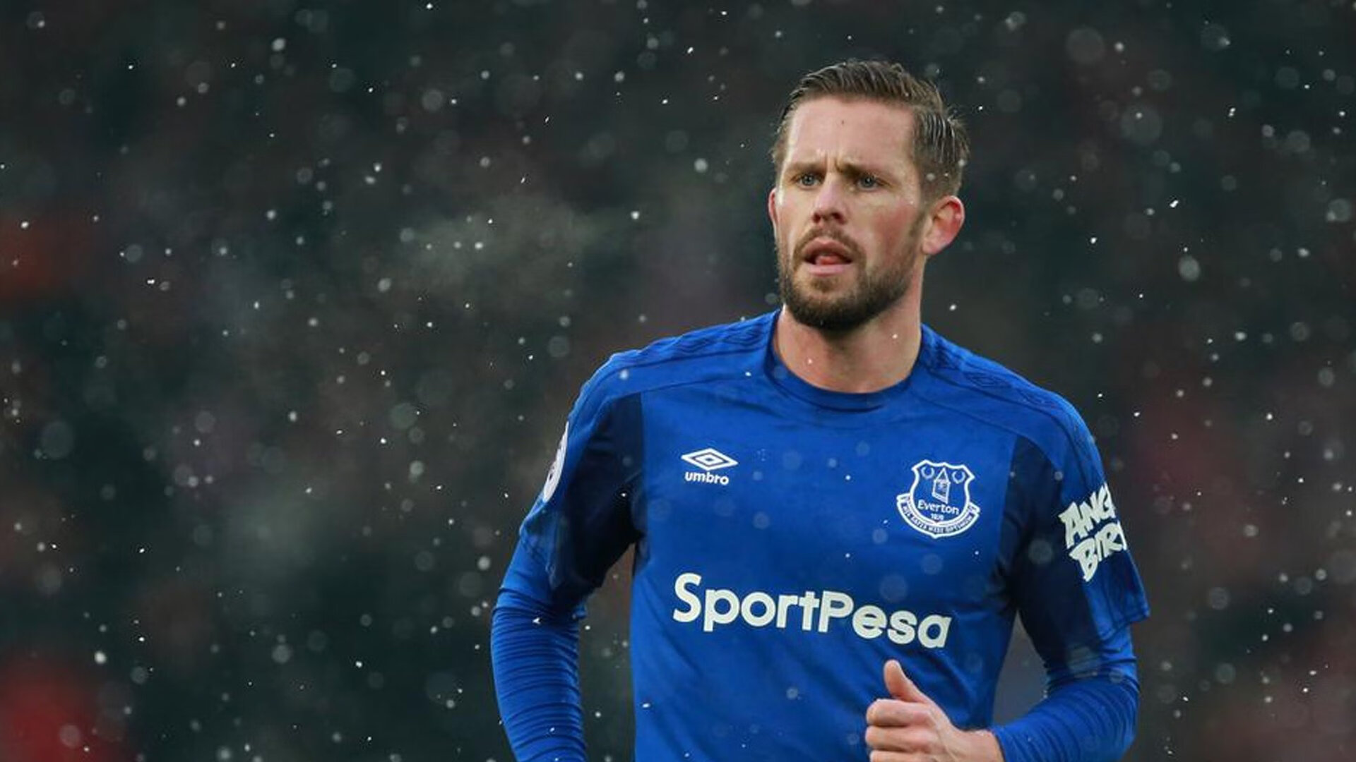 球场“铜墙铁壁”:最难攻破的冠军防守阵容